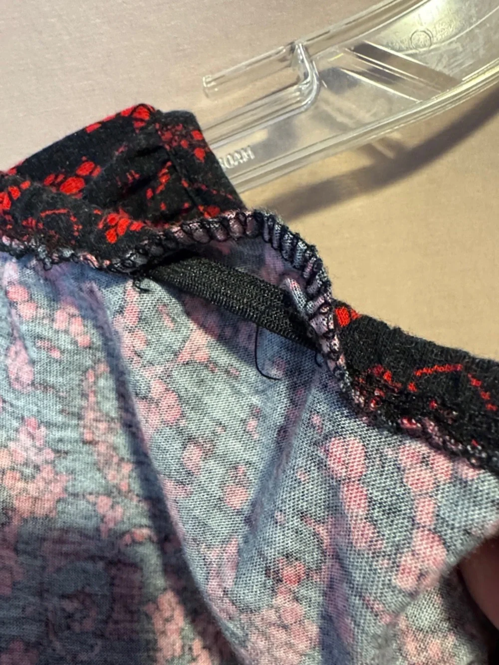 Michael Michael Kors red and black print top - Picture 8 of 8